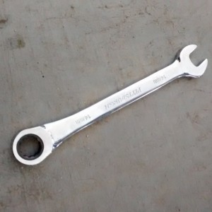 MVP Tool: 14mm wrench