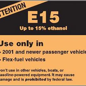 epa-e15-gasoline-pump-warning-label-for-ethanol-content_100354641_m
