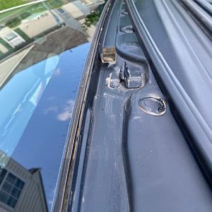 2011 Prius moon roof moulding replace