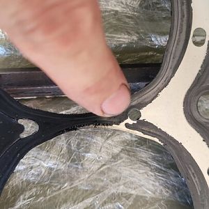 Leak_location_old_gasket