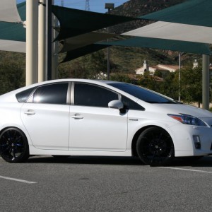 Shawn's Gen. III Prius V w/ATP Photos. Custom Stereo and Wheels installed so far. (More to Come)