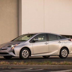 Prius-Two-08132960x720