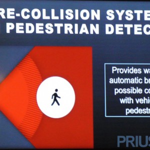 Pre-Collision System w/ Pedestrian Detection