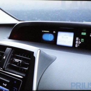2016 Prius dual 4.2" TFT screens